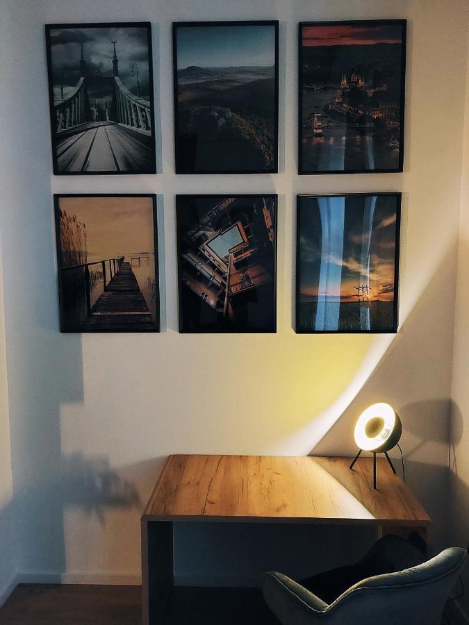 Square 16 Apartman - Absolutely Central Location With Self Check In Szombathely Exteriör bild